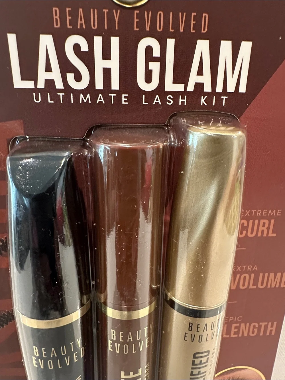 Beauty Evolved Lash Glam Ultimate Lash Kit black and brown.